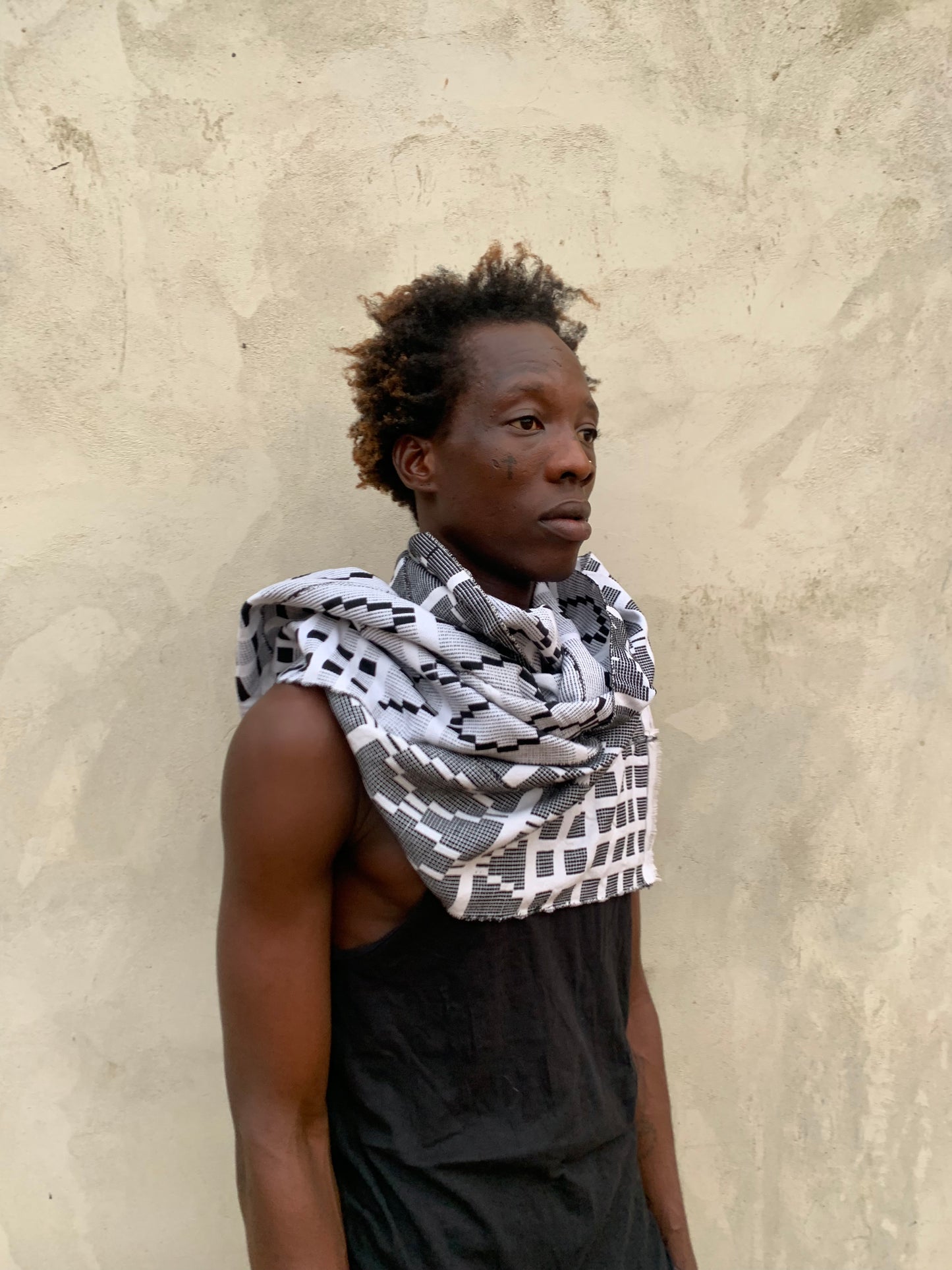 Ghana Kente cloth scarf / graphic weave
