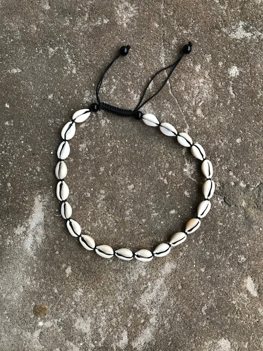 shell bracelet / single row